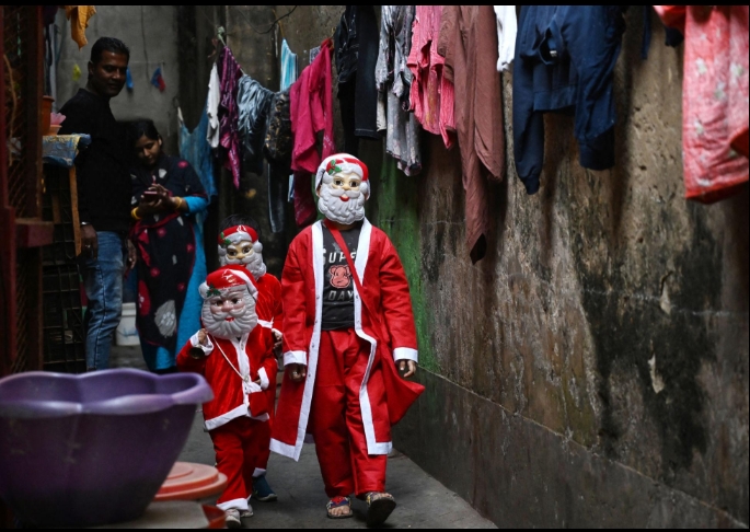 Home Christmas and New Year Celebrations